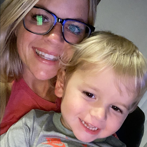 Meet your Posher, Ashley - Picture 2 of 3